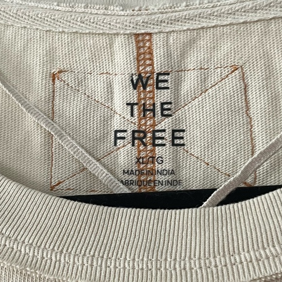 NWT Free People Farm Friends Highland Cow Tee - Picture 4 of 7